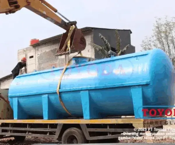 Proyek Storage Tank Fiberglass Toyoda Fiber — foto 3