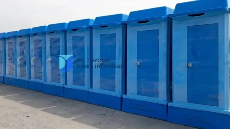 Proyek Toilet Portable Fiberglass Toyoda Fiber — foto 1
